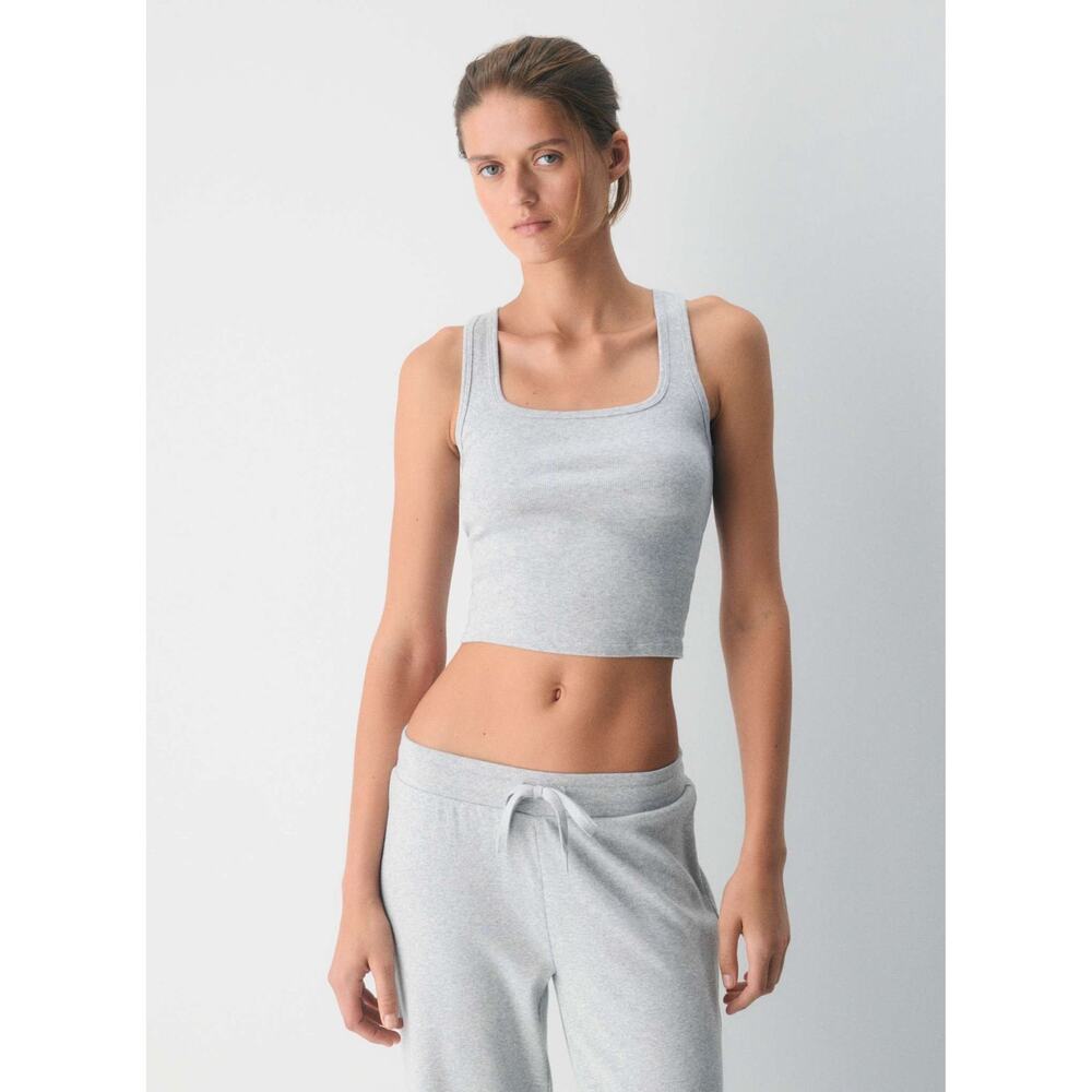 Aritzia TNA Homestretch Tank Size Medium
